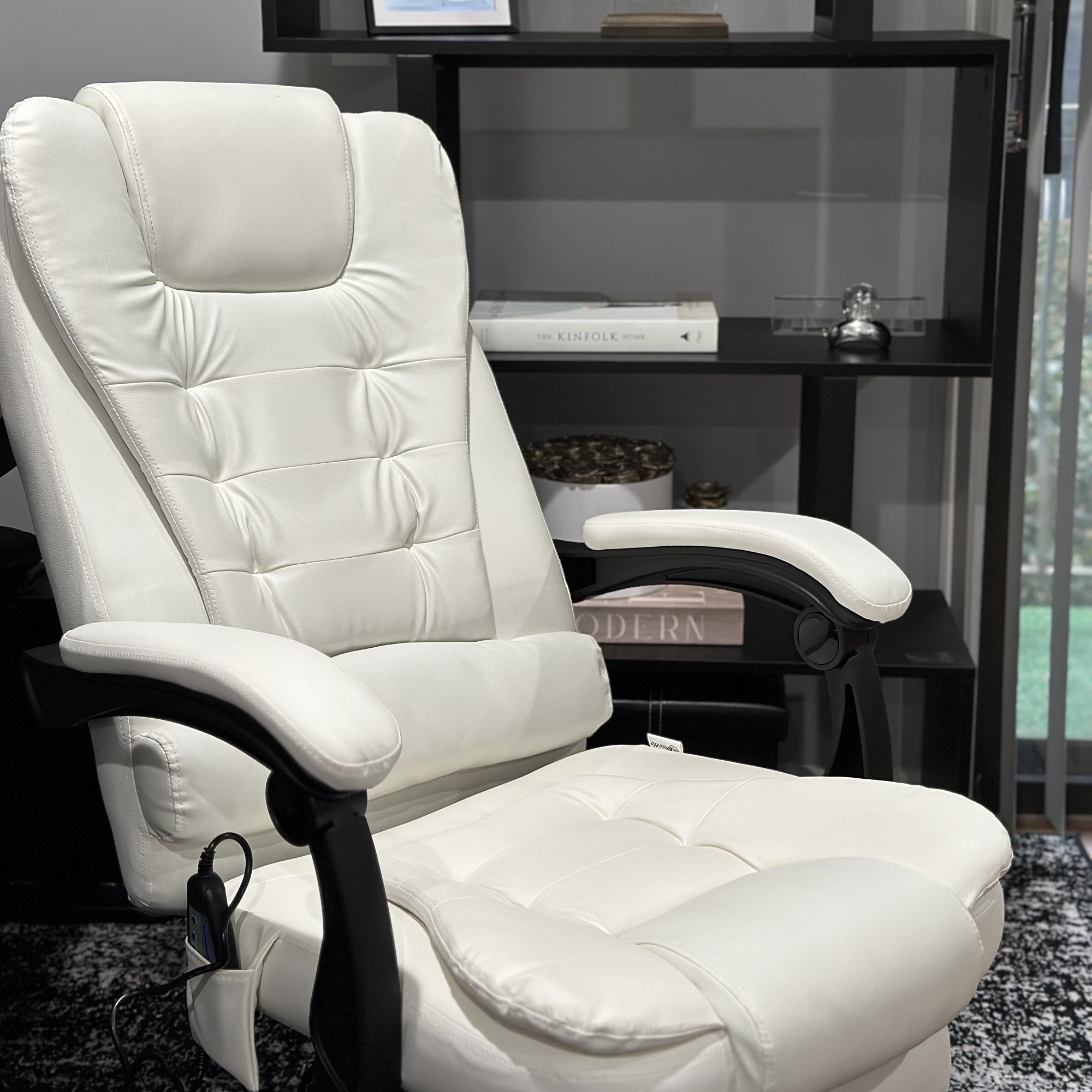 Vinsetto 7-Point Vibrating Massage Office Chair High Back Executive  Recliner with Lumbar Support, Footrest, Reclining Back, Adjustable Height,  White