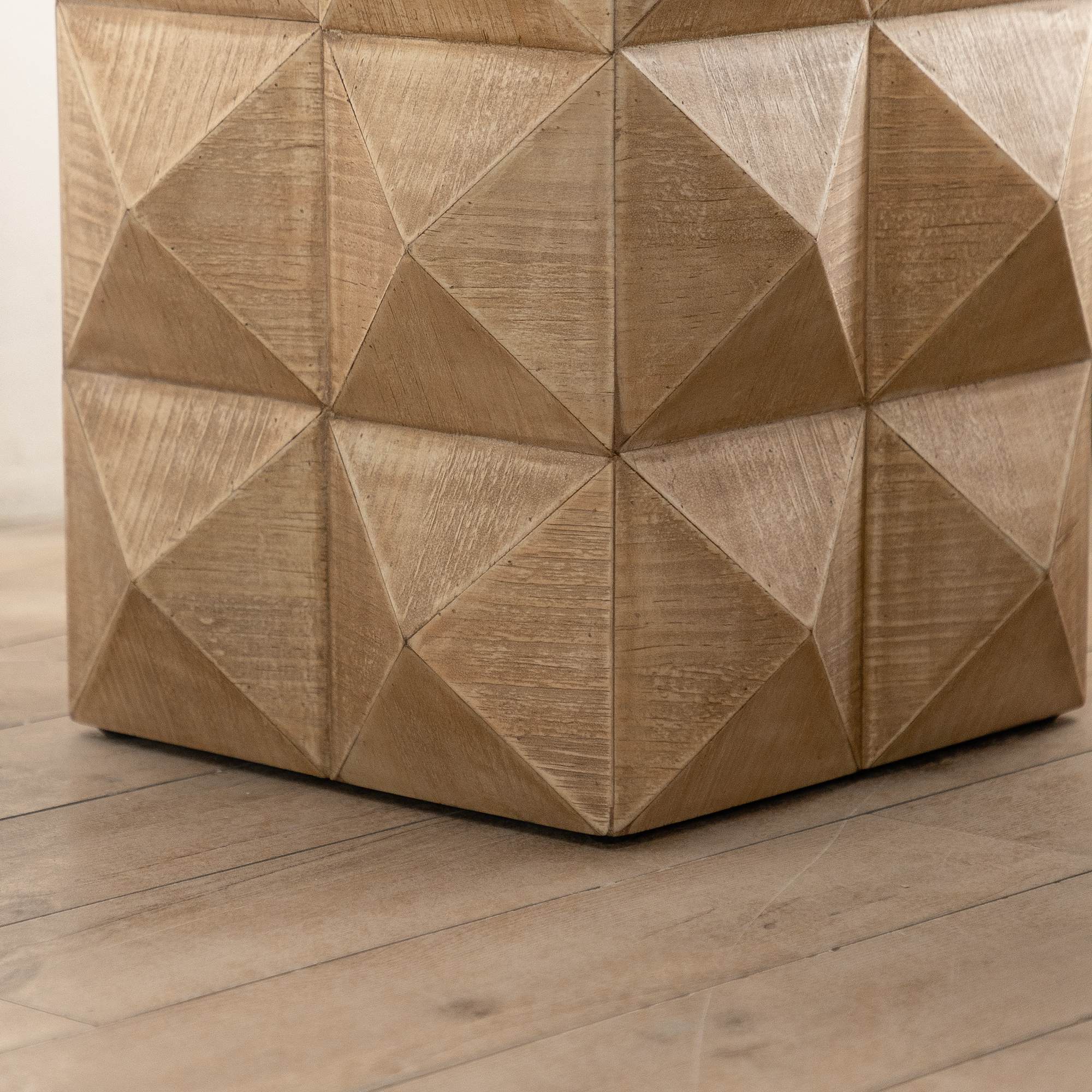 23.62" Height Retro Coffee Table with 3-Dimensional Embossed Pattern, High-Quality Fir Wood, for Living Room, Bedroom, Natural | Aosom.com 7
