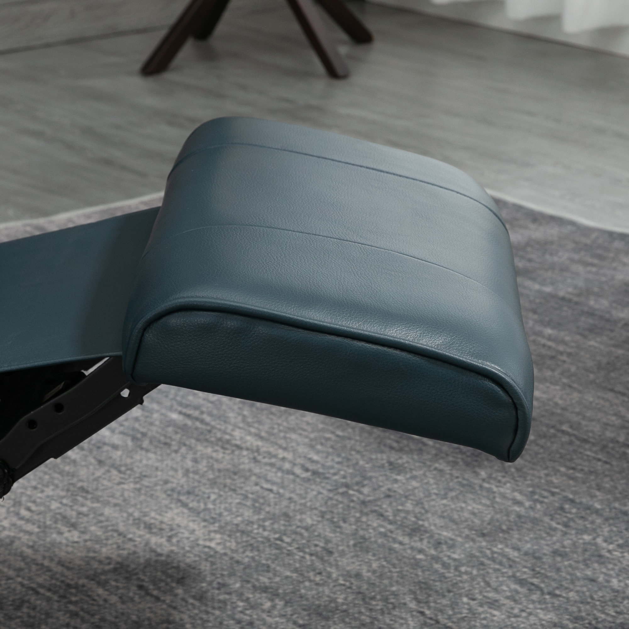 HOMCOM Lounging Luxury: Blue Faux Leather Swivel Recliner with Adjustable Footrest | Aosom.com 5