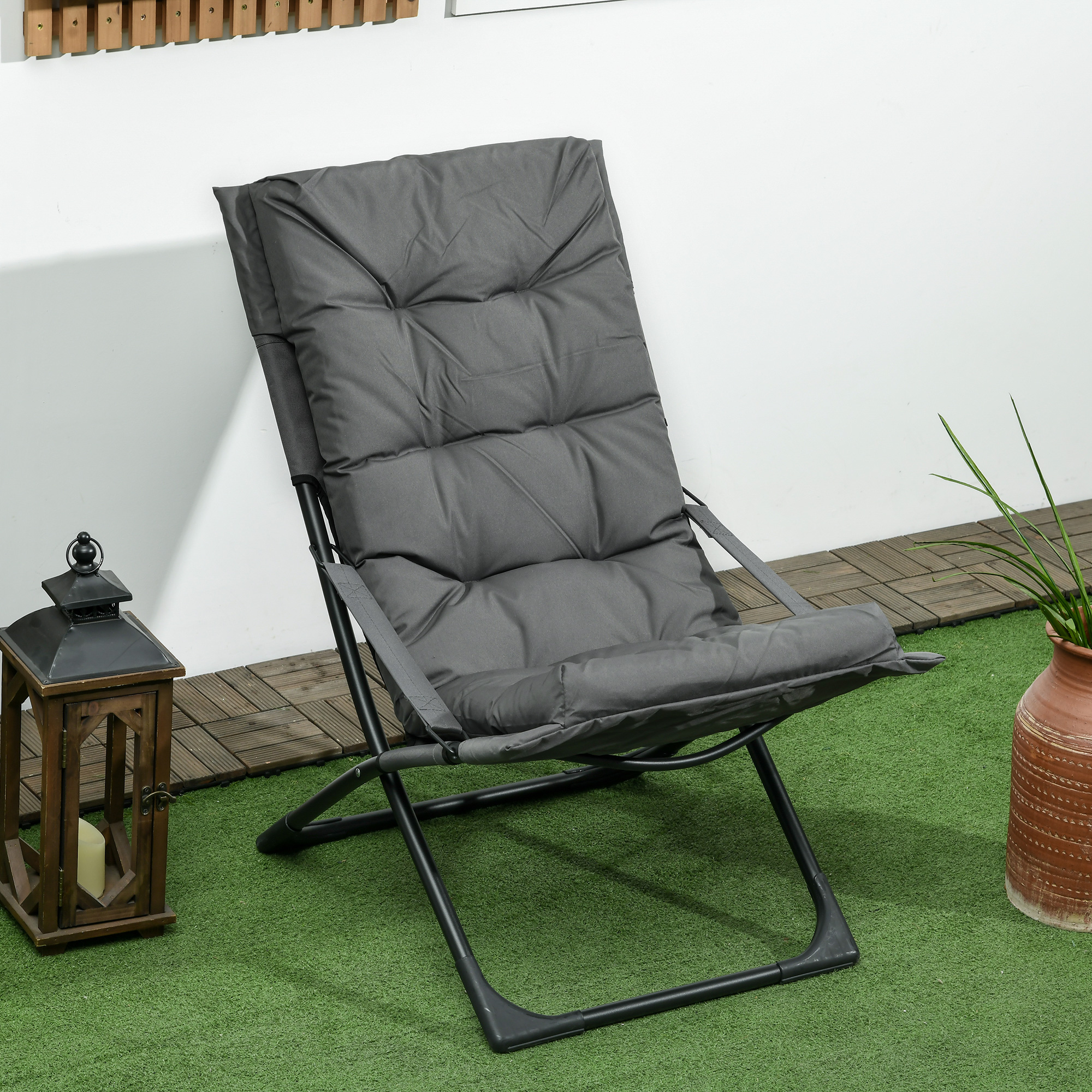 Outsunny Outdoor Folding Lawn Chair, Foldable Chair with Cushion
