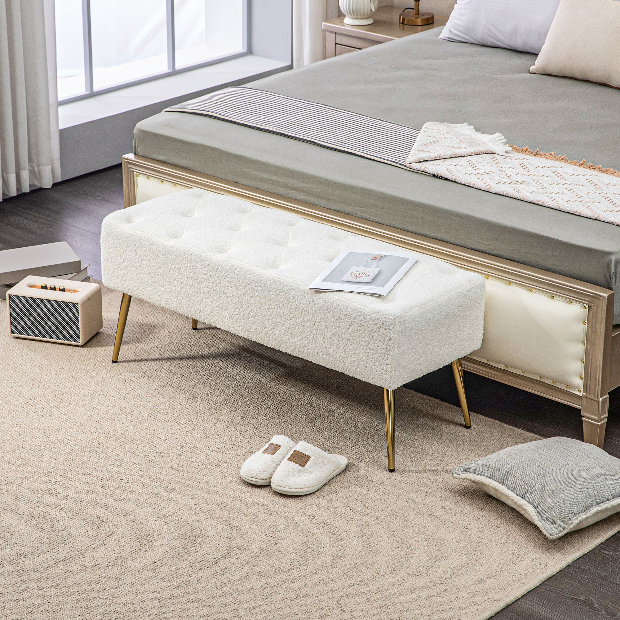 HOMCOM 44" Lamb's Wool-Feel Upholstered Bedroom Bench, End of Bed Bench ...