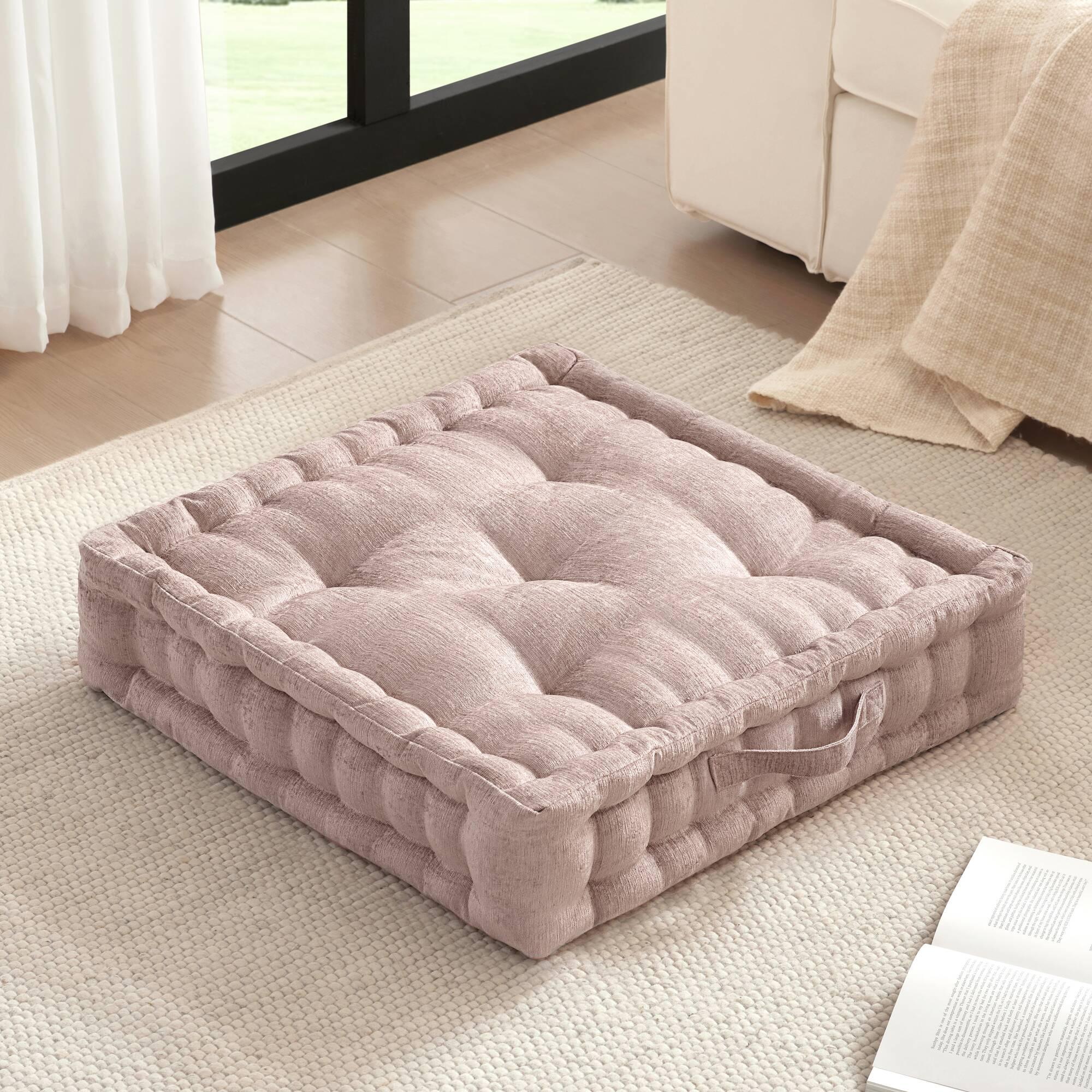 Hypoallergenic Poly Chenille Square Floor Pillow with Scalloped Edge, Textured Cushion with Tufted Detailing, 24" L x 24" W x 5" H, Blush | Aosom.com