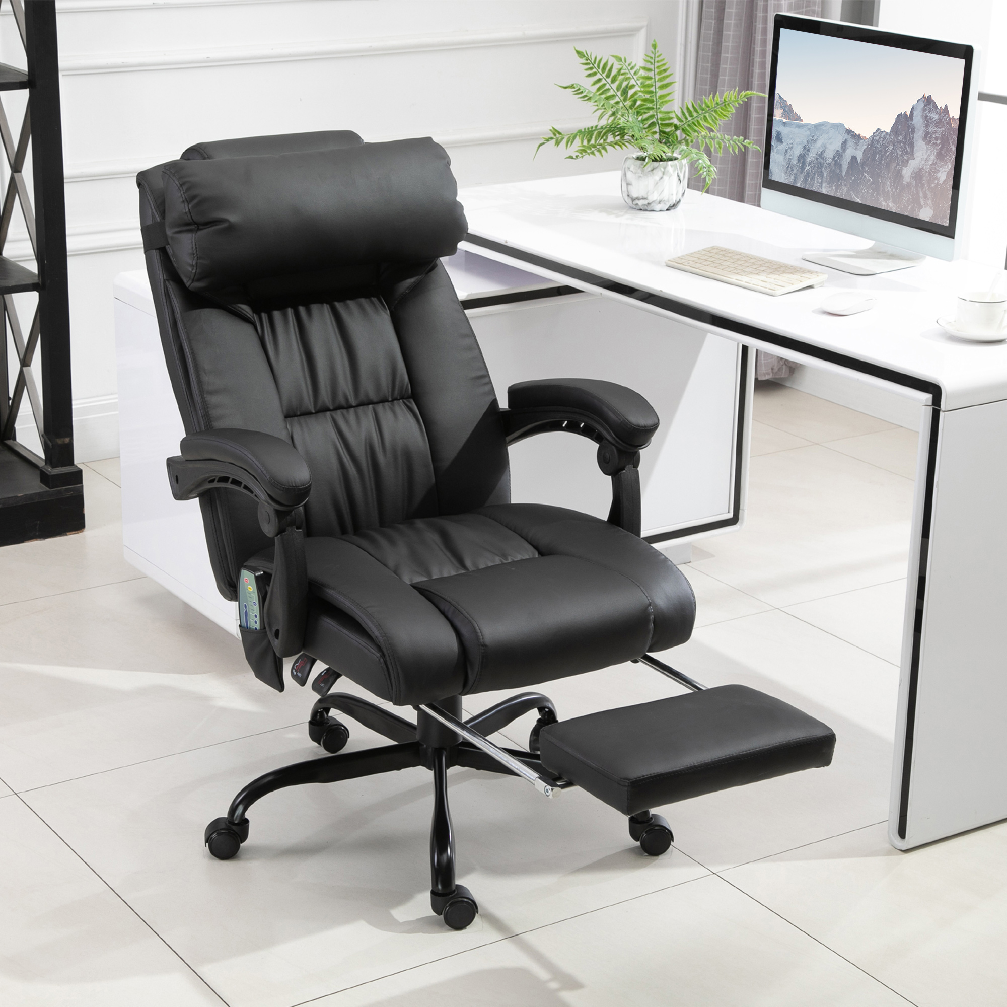 Vinsetto Massage Office Chair with Retractable Footrest and Remote