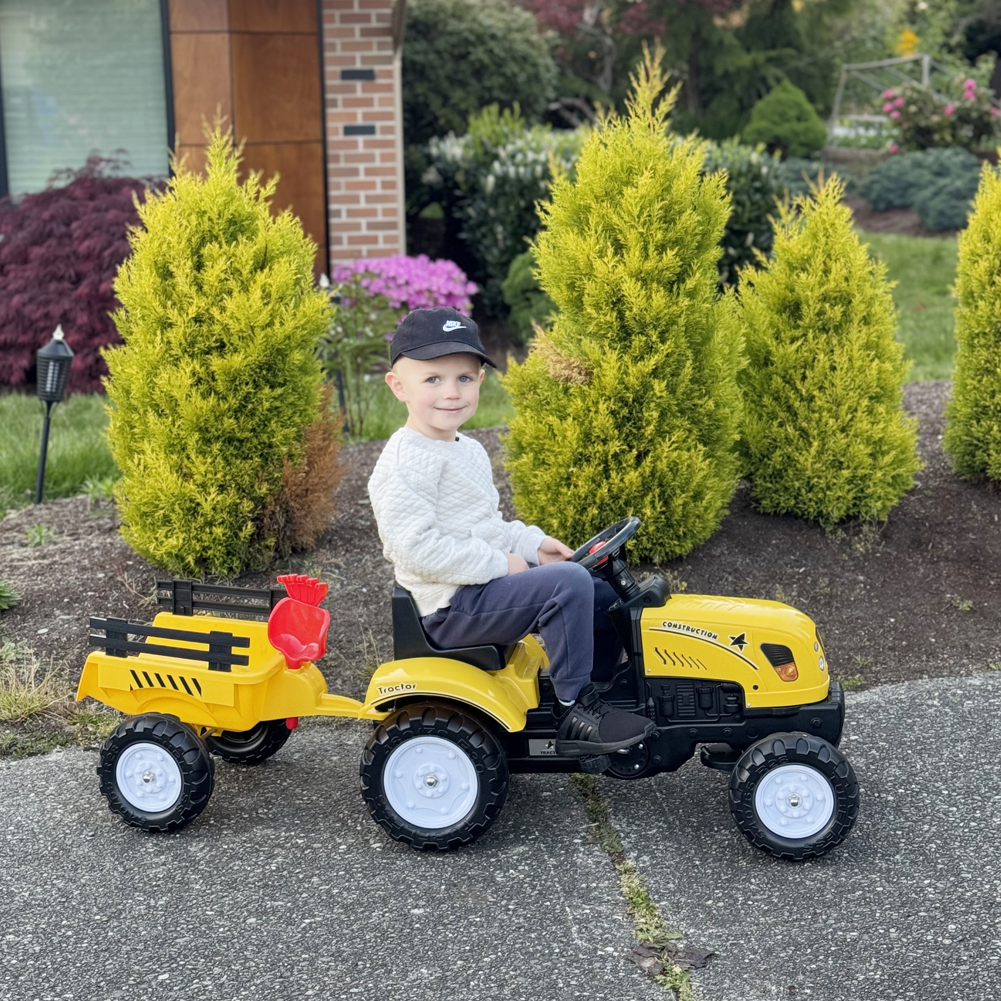 Aosom Ride on Excavator with Back Trailer, Shovel & Rake, Childrens Riding Excavator for 3 Year Old Aosom Canada