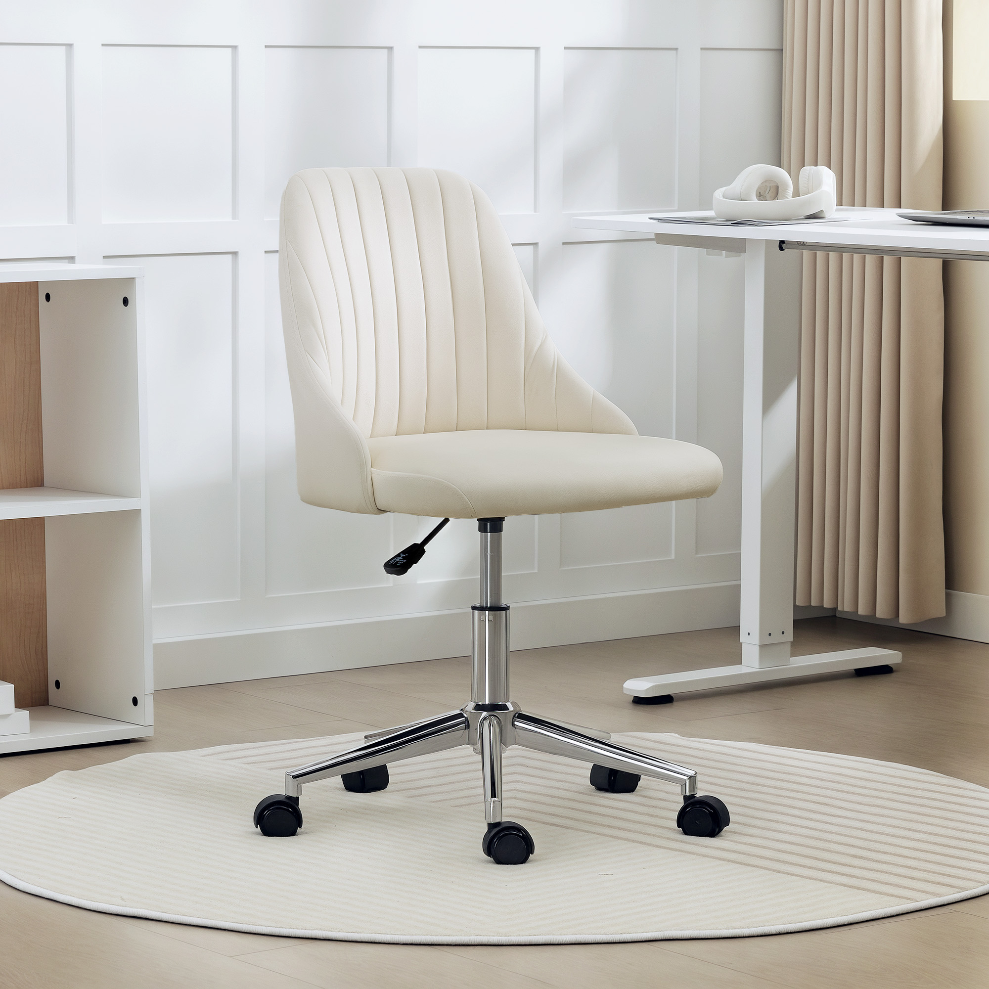 Vinsetto Vanity Chair for Makeup, Velvet Comfy Office Chair with Adjustable Height, Swivel Wheels, Cream Aosom Canada