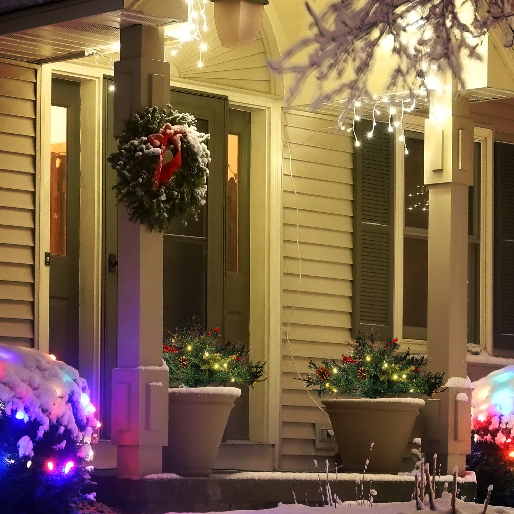 HOMCOM 1.5 Foot/16 inch 2 Pack Prelit Artificial Christmas Tree Cordless with 69 Branches, Warm White LED lights, Red Berries Aosom Canada