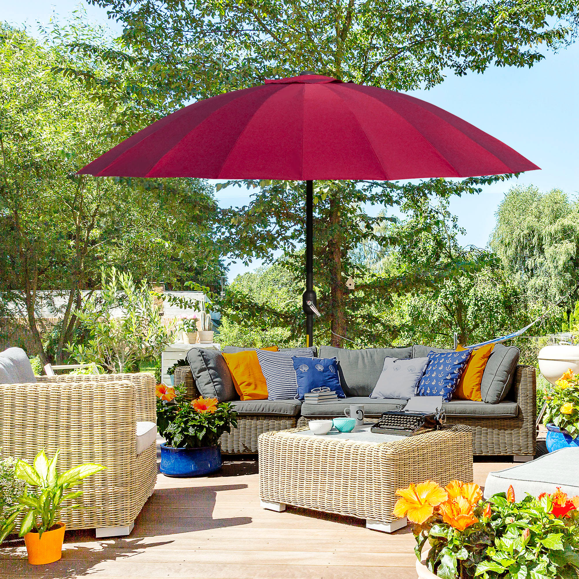 Outsunny 8ft Shanghai Garden Parasol Umbrella with Crank & Tilt, Adjustable Outdoor Sun Shade, Wine Red Aosom Canada