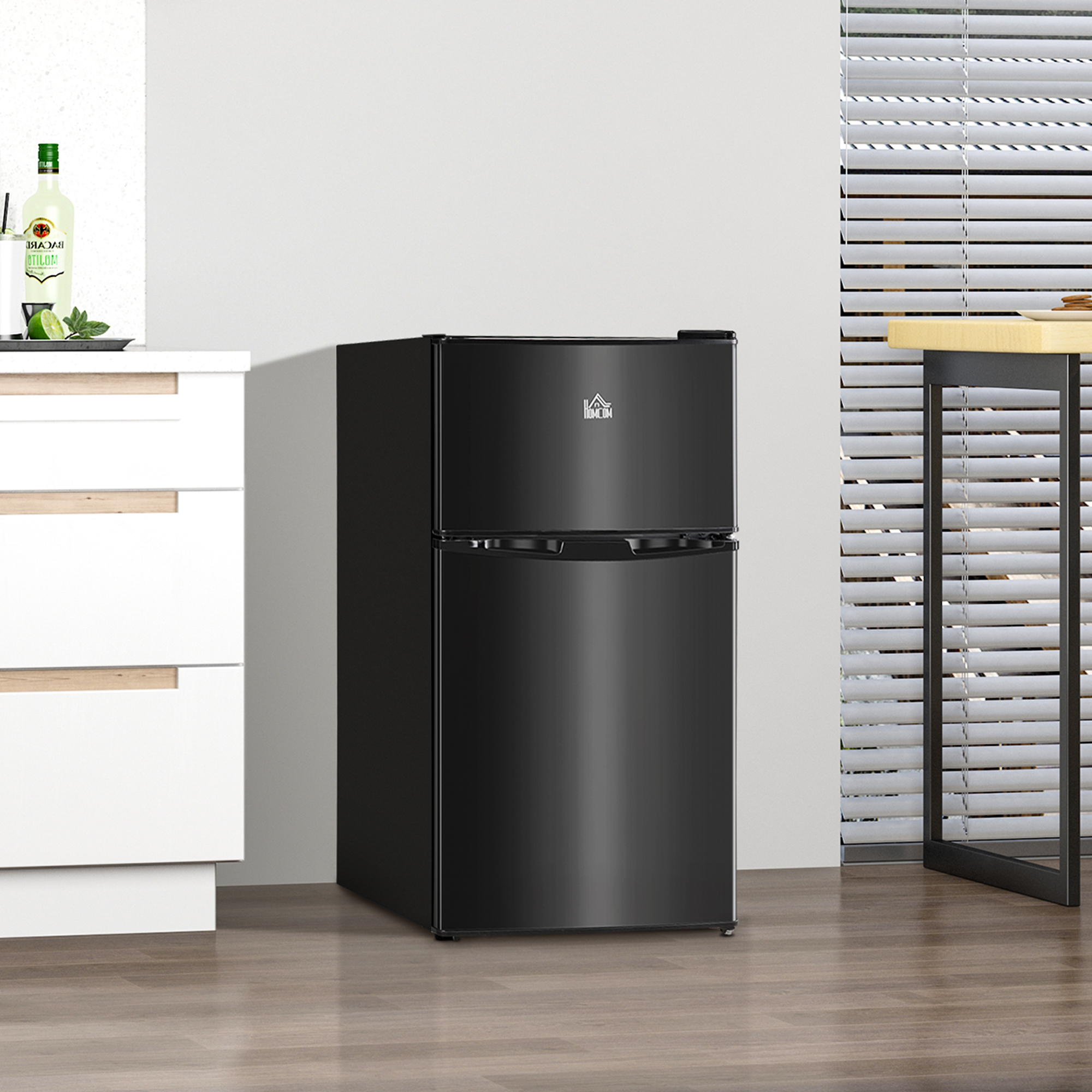 HOMCOM 3.2 Cu Ft Compact Refrigerator, Mini Fridge with Freezer, Adjustable Shelves and Reversible Doors for Bedroom, Black Aosom Canada