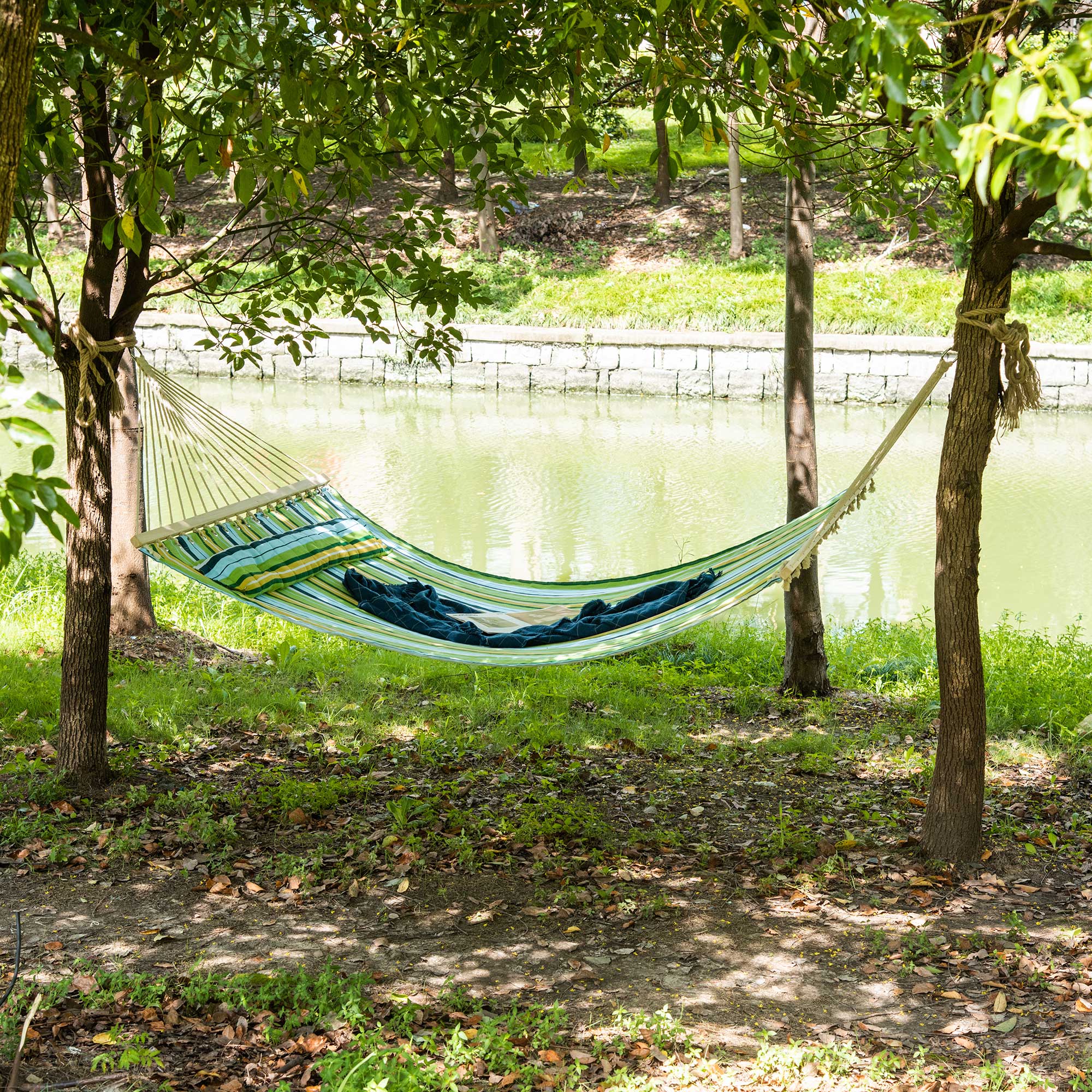 Outsunny Hammock Bed 83" Wide Striped 2 Person Sunbed Outdoor Camping with Pillow White Stripe Aosom Canada