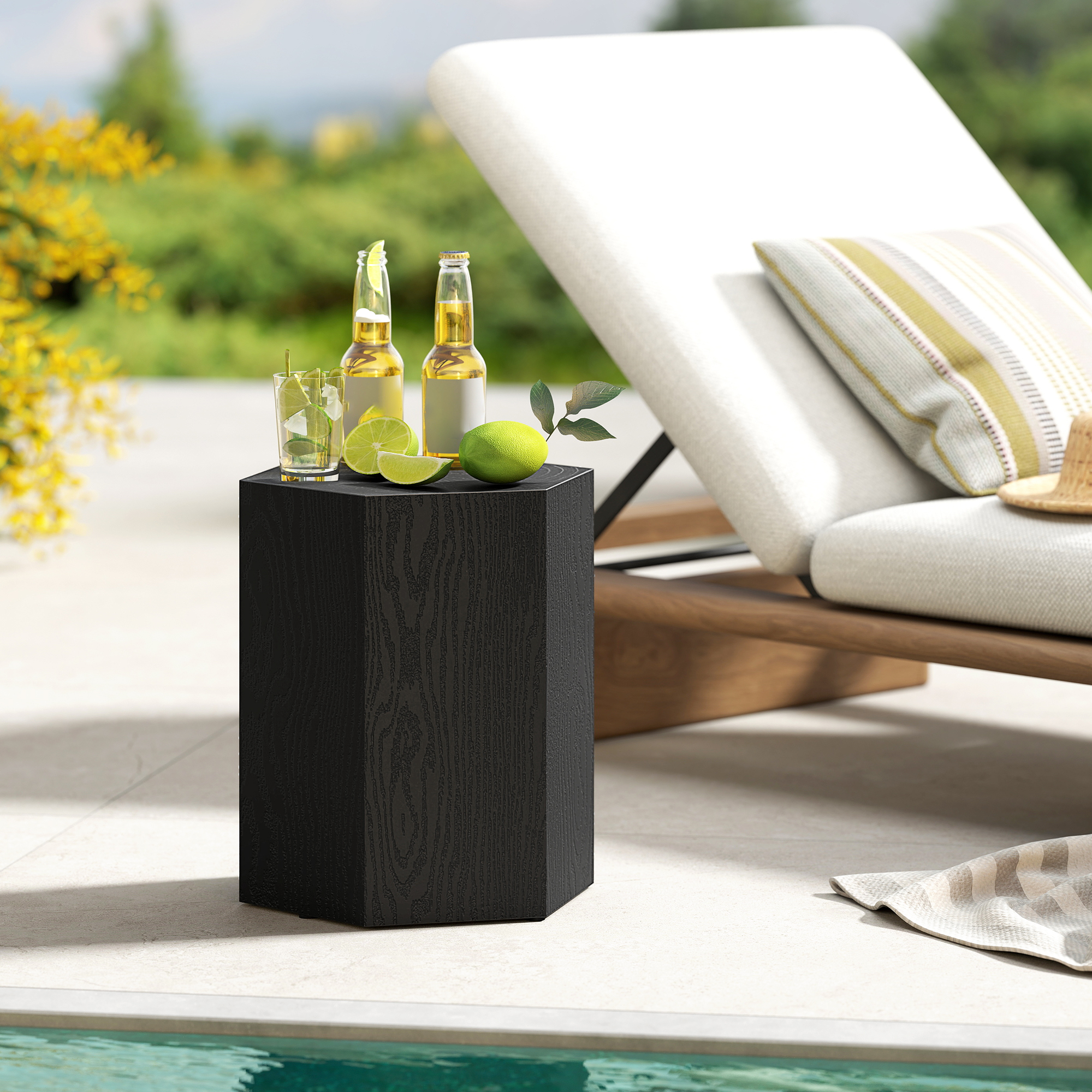 HOMCOM Hexagonal Side Table, Small End Table with 4 Adjustable Feet for Indoor, Outdoor, Black Aosom Canada