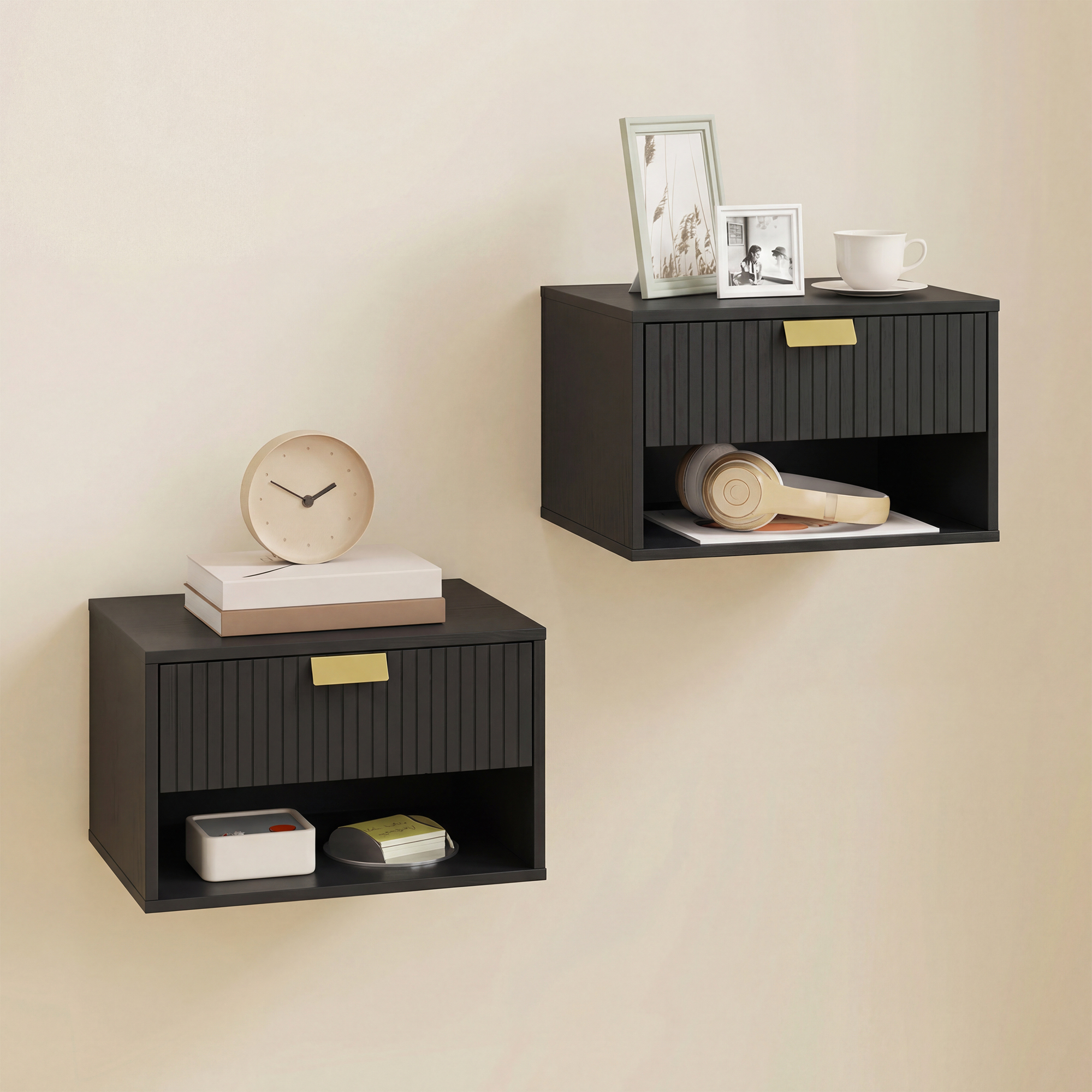 HOMCOM Set of 2 Wall Mounted Bedside Tables, Floating Nightstands with Fluted Drawer and Open Shelf for Bedroom, Black Aosom Canada