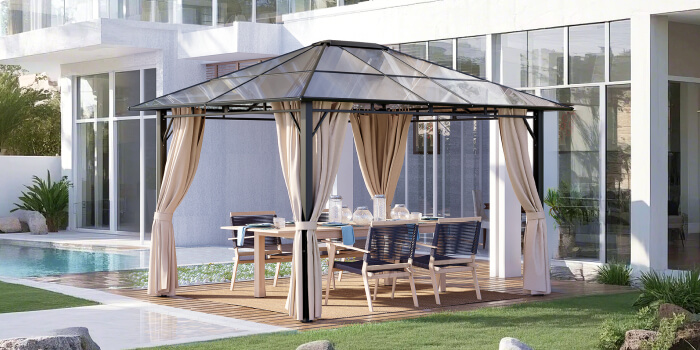 Gazebo: Your Elegant Outdoor Retreat!