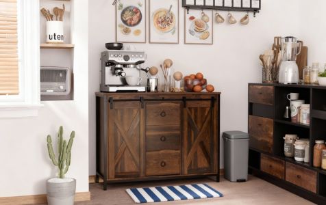 A TOUCH OF SOPHISTICATION