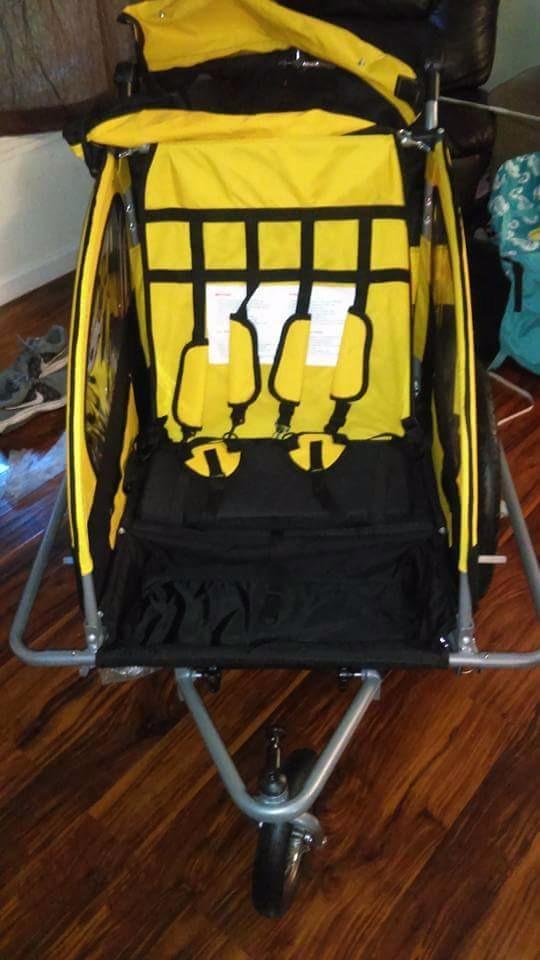 Aosom Elite 360 Swivel Double Child TwoWheel Bicycle Trailer Yellow