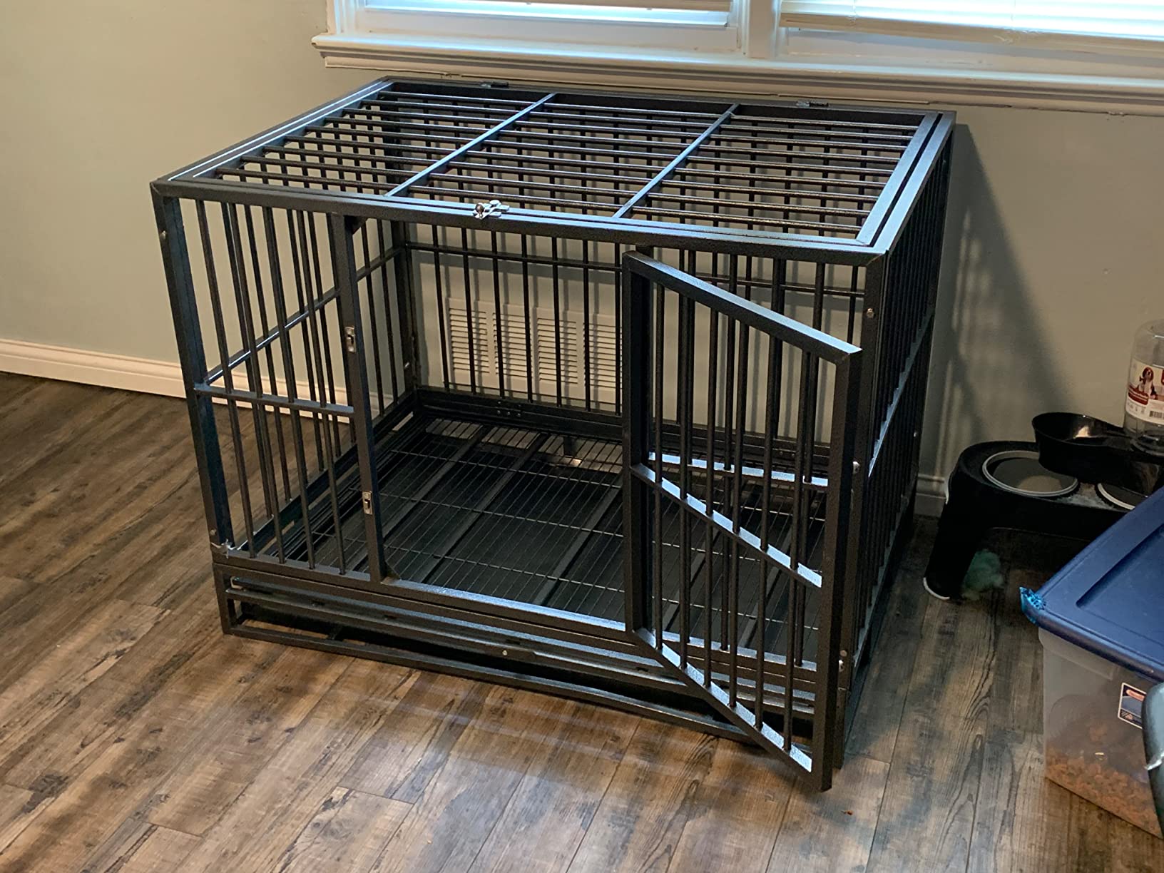 Picture of PawHut Stainless Steel Elevated Dog Kennel 42