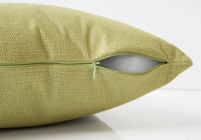 Monarch 18" x 18" Patterned Decorative Throw Pillow (Set of 2) - Lime Green