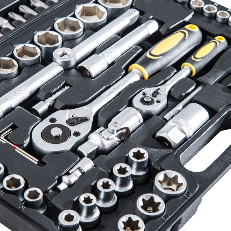 Open Box HomCom 108pc Mechanic's Socket and Ratchet Wrench Tool Kit