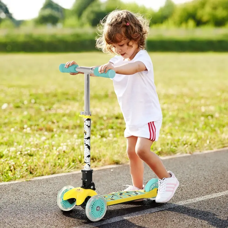 Aosom Kick Scooter for Kids, Foldable Children's Scooter with 3 Wheels, Adjustable Height, and Flashing LED for Boys and Girls, Yellow