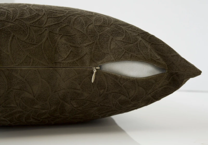 Monarch 18" x 18" Floral Velvet Decorative Throw Pillow (Set of 2) - Dark Green