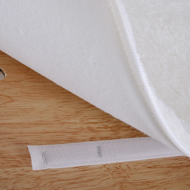 PawHut 40" Modern Cat Tree Multi-Level Scratching Post with 2 Cube Cave Enclosures - Oak Wood and White