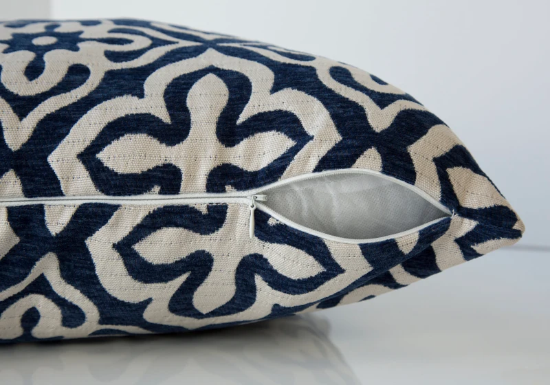 Monarch 18" x 18" Geometric Motif Decorative Throw Pillow (Set of 2) - Dark Blue