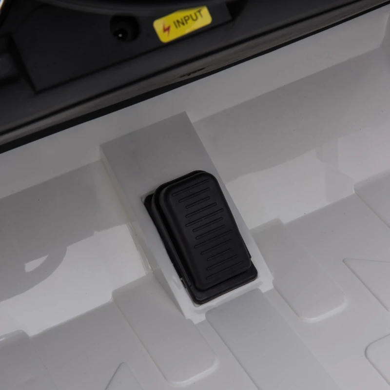 Aosom 12V Ride On Car 2- Seat Police Truck w/ Remote Control & 3 Speeds & LED Light Bar and Audio Input - White