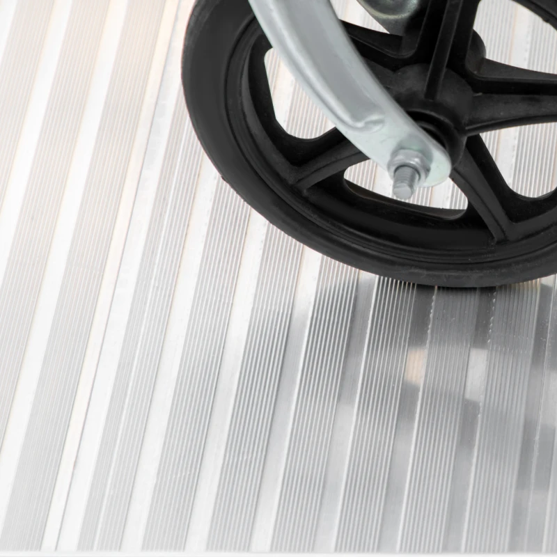 HOMCOM Wheelchair Ramp 6FT, Foldable Aluminum Threshold Ramp with Non-Slip Surface and Handle, 600lbs Weight Capacity, Suitcase Handicap Ramp for Home, Doorways, Curbs, Steps