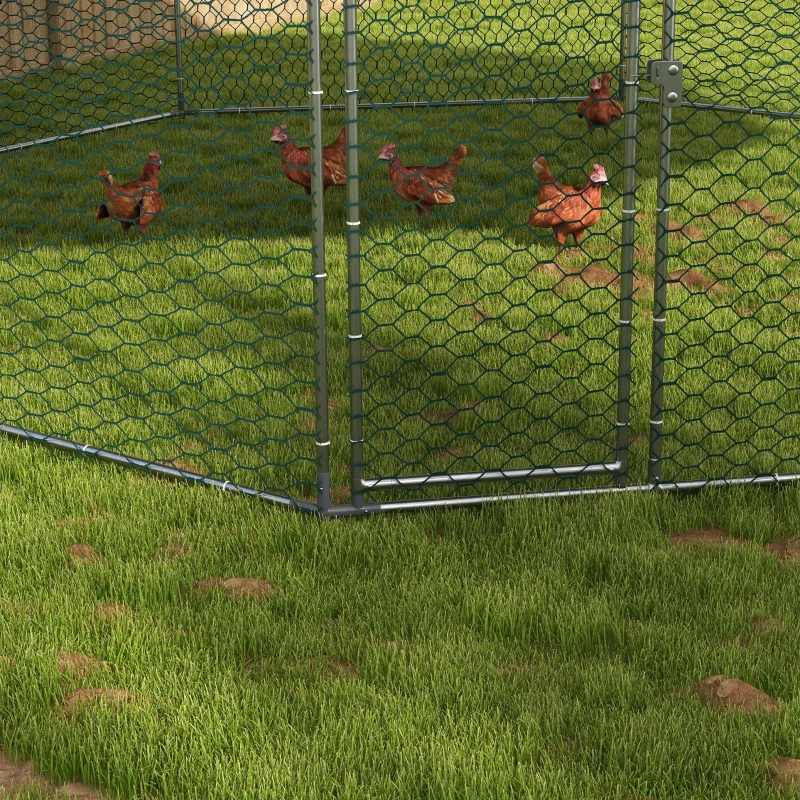 PawHut 17.1 ft x 15.7 ft Chicken Run for 19-25 Chickens with Cover