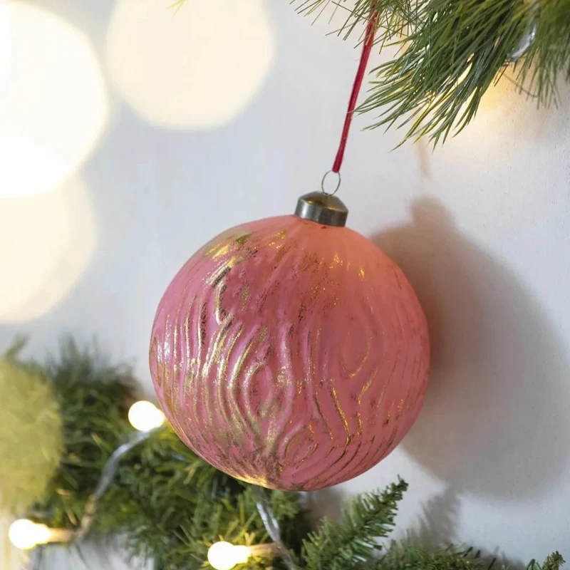 Set of 4 Glass Decorative Hanging Balls for Holiday Party Decorations, Christmas Ball Ornaments, Eye-Catching Design, D5", Red