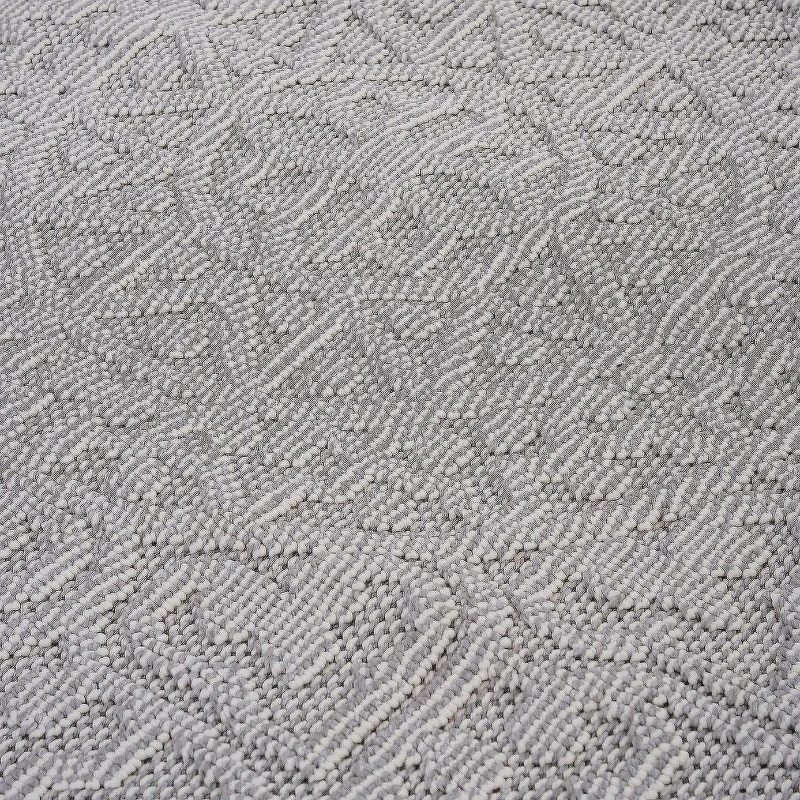 5x7 Stain Resistant Medallion Area Rug with Medium Pile, Easy Maintenance, Kid and Pet-Friendly Carpet, 90" L x 63" W x 0.3" H, White