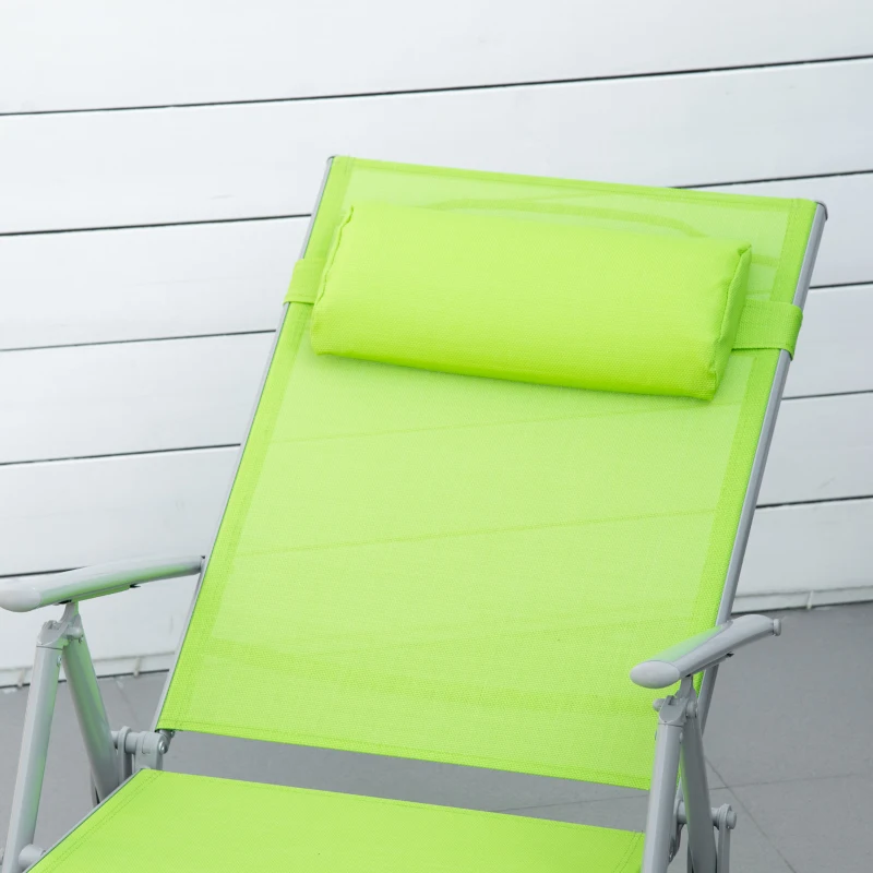 Outsunny Outdoor Folding Lounge Chair, 7-Position Adjustable Zero Gravity Lounge Chair with Pillow, Portable Reclining Tri-Fold Chaise for Beach, Swimming Pool, Green