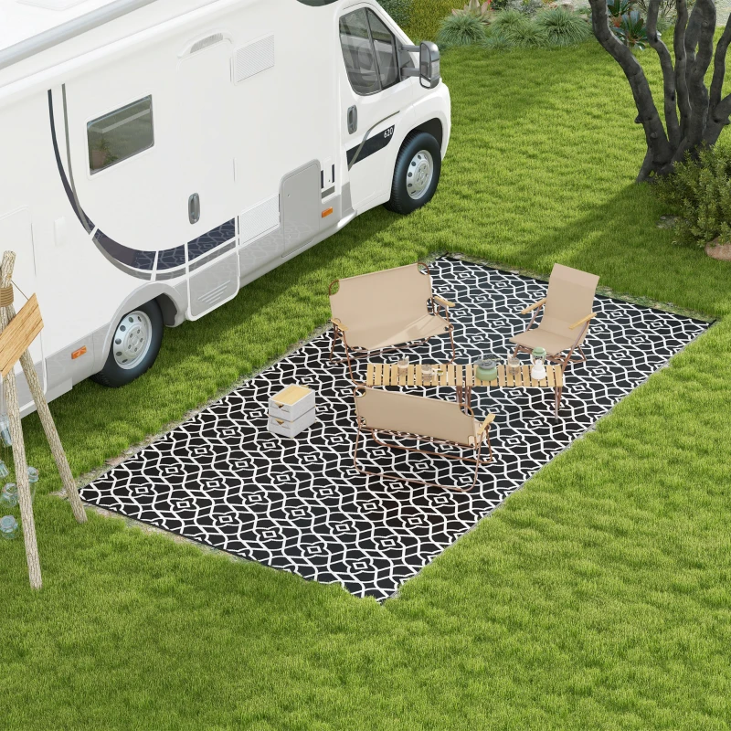 Outsunny Reversible Outdoor Rug Carpet RV Camping Rugs with Carry Bag, 9' x 18', Black & White Clover