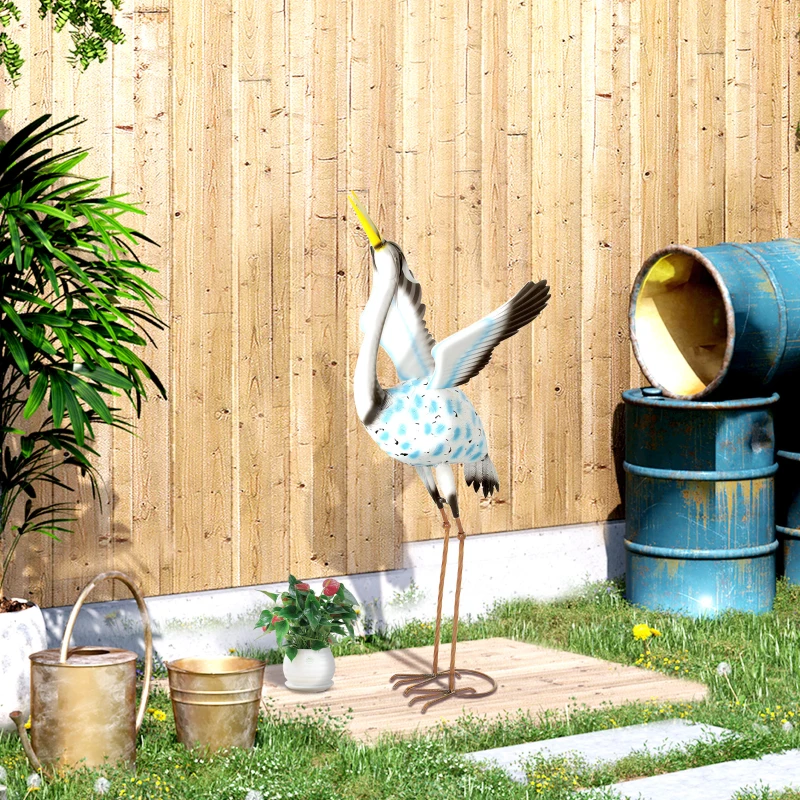 Outsunny Flying Crane Garden Statue, 42.5" Standing Lawn Ornament, Steel Garden Decor Bird Statue with Stakes for Lawn Patio Backyard Decoration, Mixed Colour