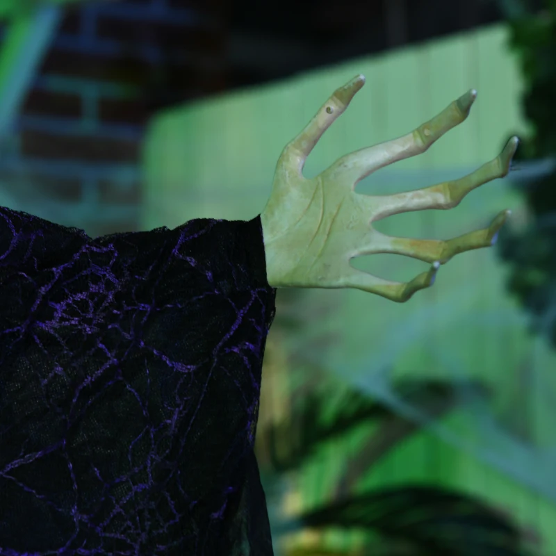 HOMCOM 6' Life Size Black Witch Outdoor Halloween Decoration, Halloween Prop w/ Light Up Eyes