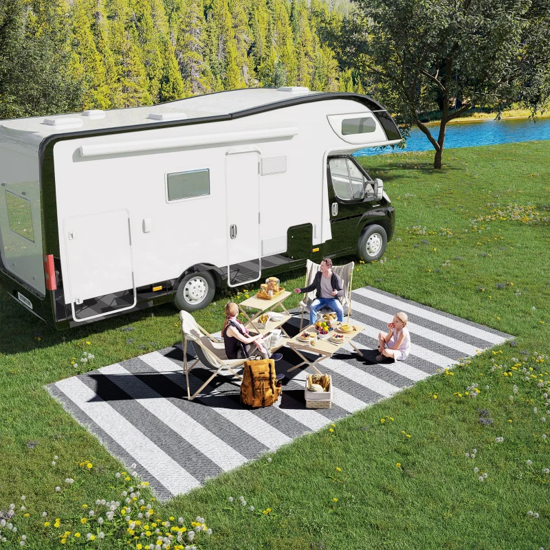 Outsunny Reversible Outdoor Rug, 9' x 18' Waterproof Plastic Straw Floor Mat, Portable RV Camping Carpet, Large Floor Mat for Backyard, Deck, Picnic, Beach, Gray & White Striped