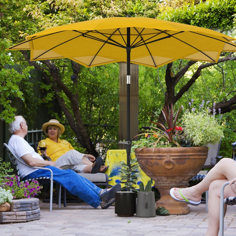 2.7M Patio Parasol with Tilt & Crank Handle & 8 Ribs, Garden