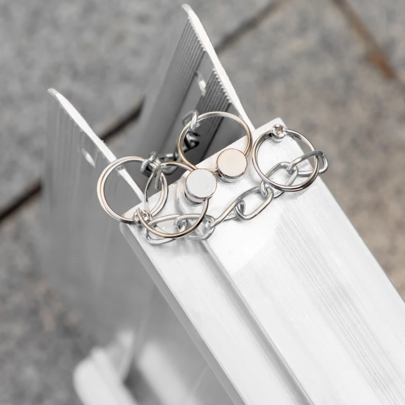 HOMCOM 4ft Wheelchair Ramp Scooter Mobility Non-Skid PVC Layering Portable Foldable Aluminum