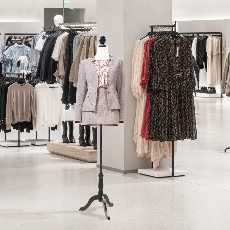 HOMCOM Female Fashion Mannequin Dress Form Torso Dressmaker Stand Clothing Display w/ Base (White)