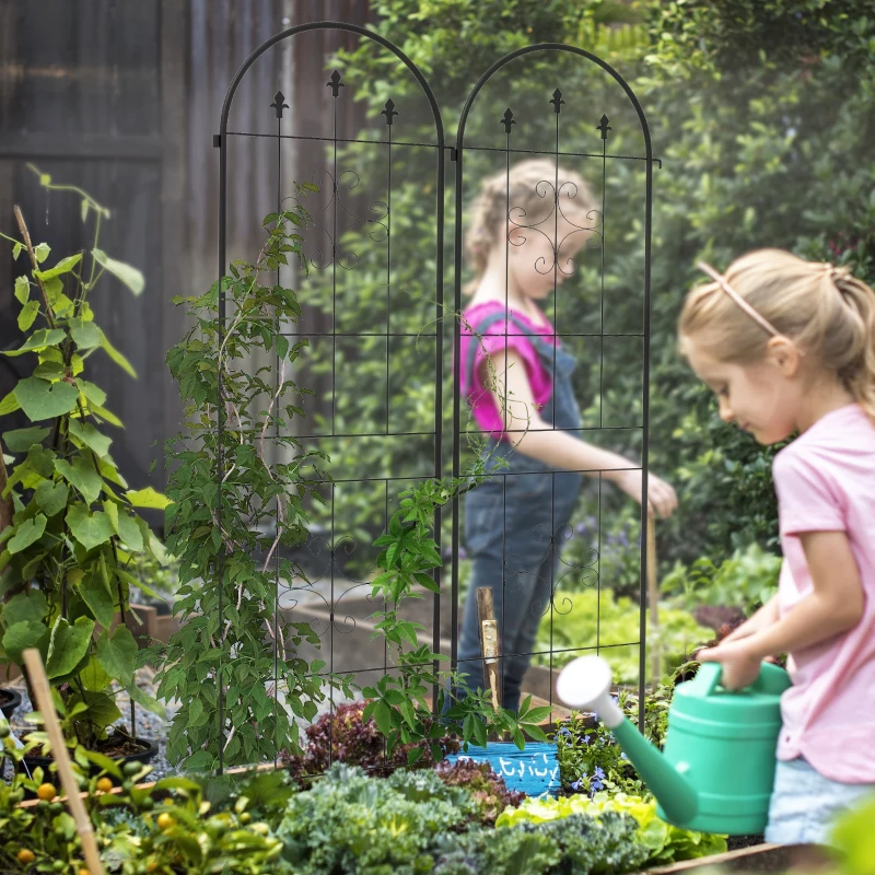 Outsunny Metal Trellis Set of 4, Garden Trellis for Climbing Plants Support Frames, Arrow Design