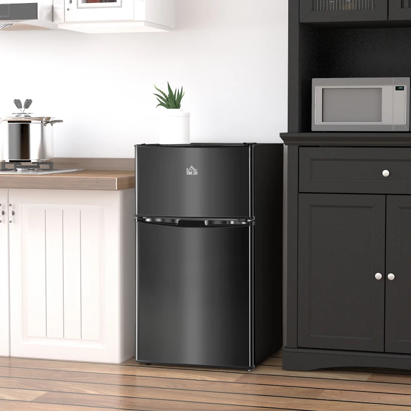 HOMCOM 3.2 Cu Ft Compact Refrigerator, Mini Fridge with Freezer, Adjustable Shelves and Reversible Doors for Bedroom, Black