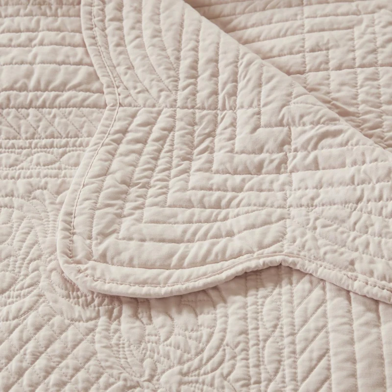 Oversized Quilted Throw with Scalloped Edges, Microfiber Face, Cotton Filled Blanket for Living Room, Bedroom, 72" L x 60" W x 0.25" H, Blush