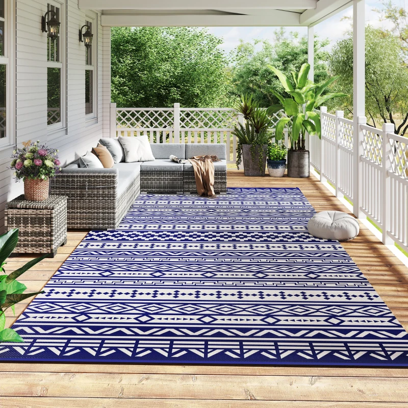 Outsunny Reversible Outdoor Rug, Waterproof Plastic Straw with Carry Bag, 9' x 18', Blue & White Geometric Wall