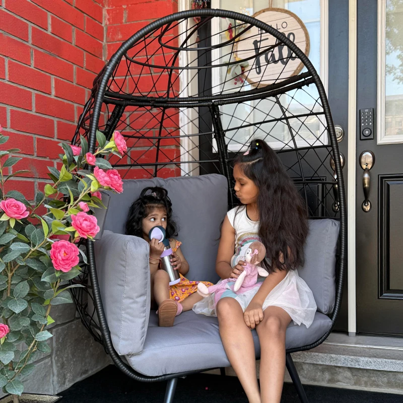 Outsunny Rattan Egg Chair, Indoor Outdoor Lounger with Cushions and Cup Holder for Backyard, Garden, Lawn, Living Room, Grey