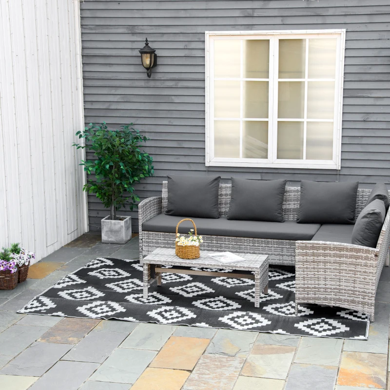 Outsunny Reversible Outdoor RV Rug, Patio Floor Mat, 6' x 9' Plastic Straw Rug for Backyard, Deck, Beach, Camping, Black & White