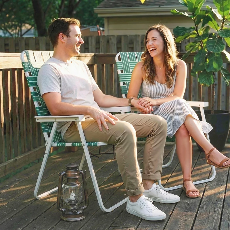 Outsunny Set of 2 Folding Patio Chairs, Portable Chair Set with Armrests for Camping, Garden, Pool, Beach, Backyard, Green