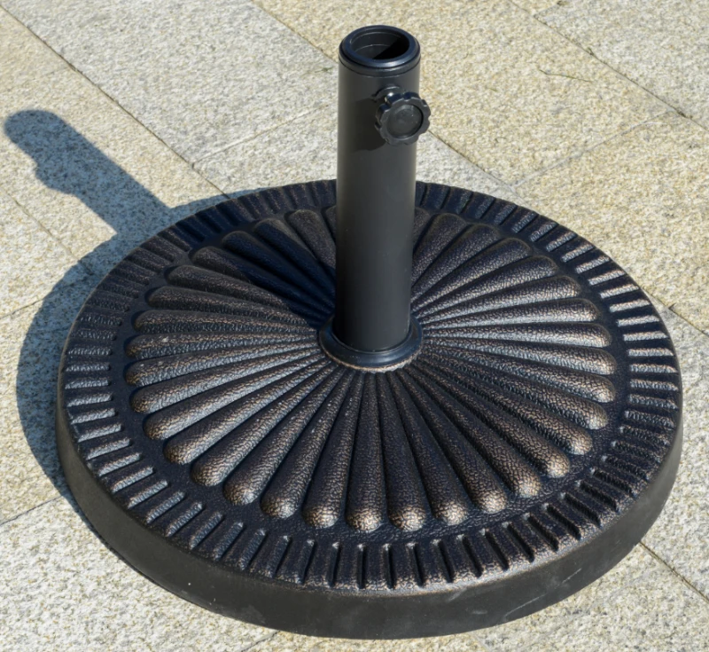 Outsunny Round Umbrella Base Φ19.1", 31.5 lbs Resin Stand with Decorative Design for Poles 1.5"/1.9", Bronze