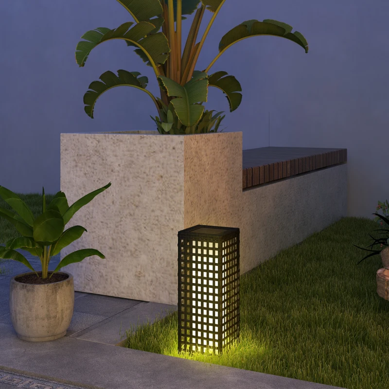 Outsunny Wicker Solar Outdoor Lamp, Decorative Floor Lamp with Auto On/Off LED Lights, IP44 for Patio, Porch, Pathway, Black