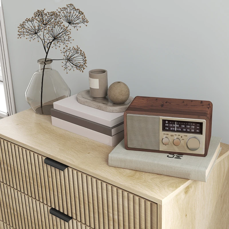 HOMCOM Chest of Drawers, 4 Drawer Dresser with Fluted Panels and Solid Wood Legs, Storage Cabinet for Living Room, Oak