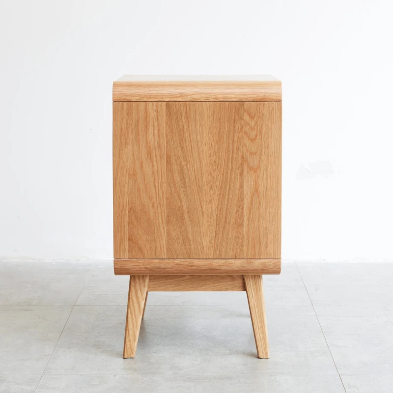 Solid Nightstand with Open Shelf & Cable Management Hole, Modern Bedside Cabinet for Compact Rooms, 16.5″ L x 13.5″ W x 23″ H, Natural