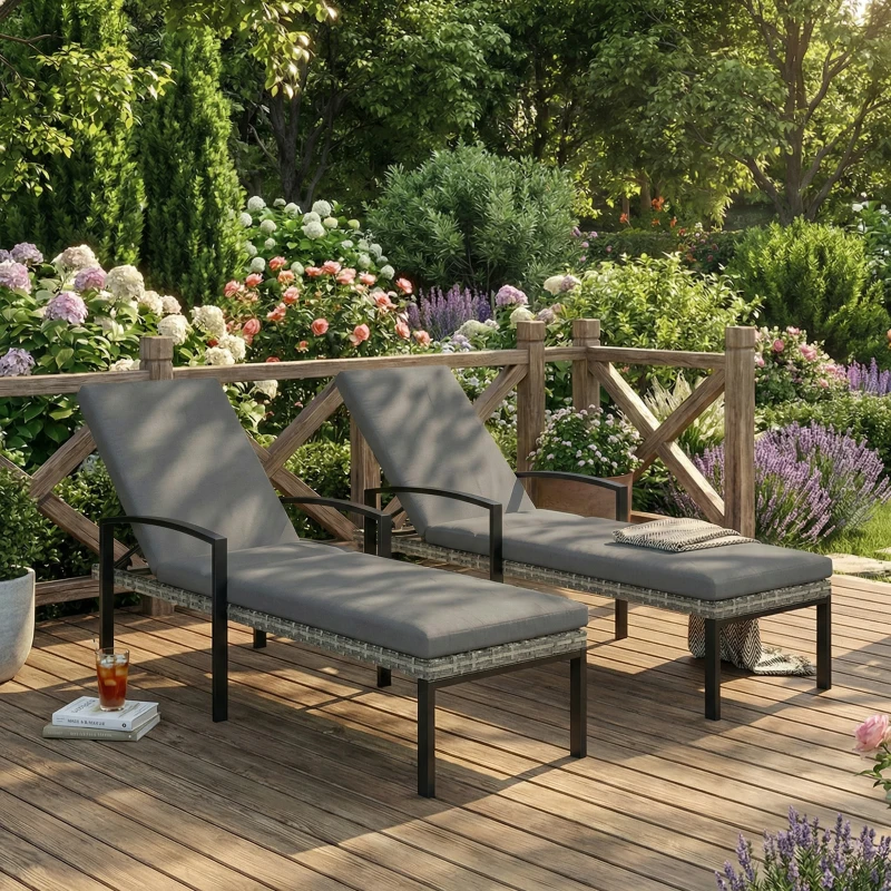 Outsunny Chaise Lounge Chairs Outdoor, Set of 2 Wicker Patio Lounge Chairs with 5-Level Adjustable Backrest, Cushion